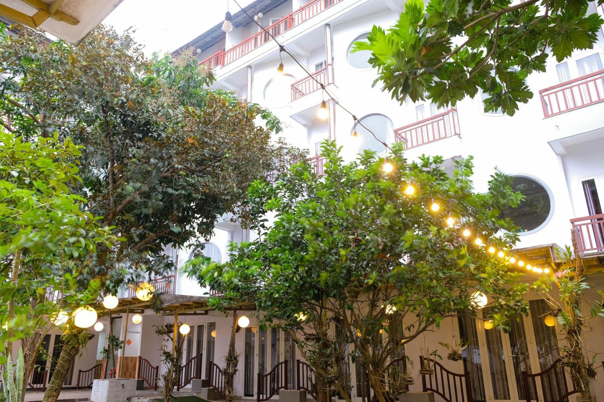 Paradise Hotel Хойан Экстерьер фото